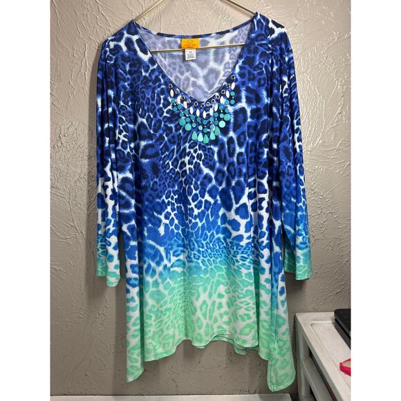 Ruby Rd Blue Print Tunic Blouse Animal Print Beaded Neckline Boho Artsy Size 2X - Picture 2 of 6